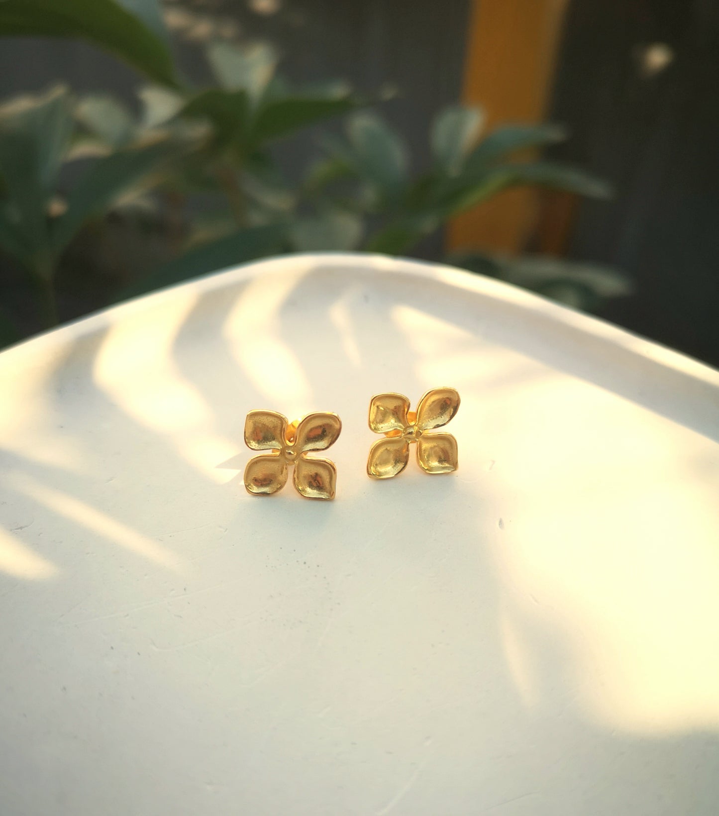 Bouclres d'oreilles Hortensia mini