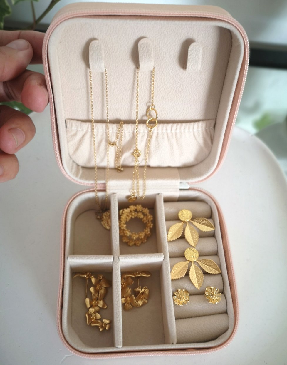 Boîte de rangement pour les bijoux