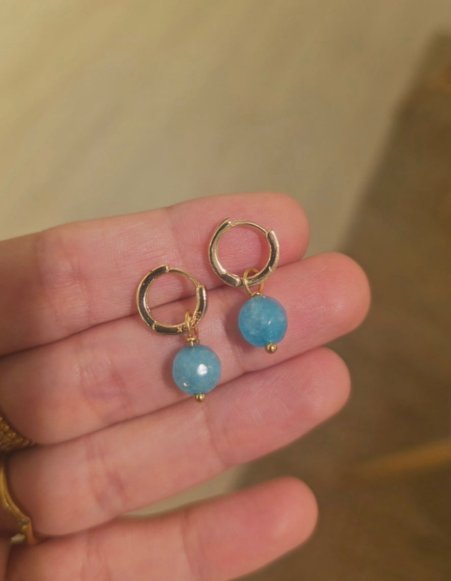 Boucles d'oreilles Caro en bleu