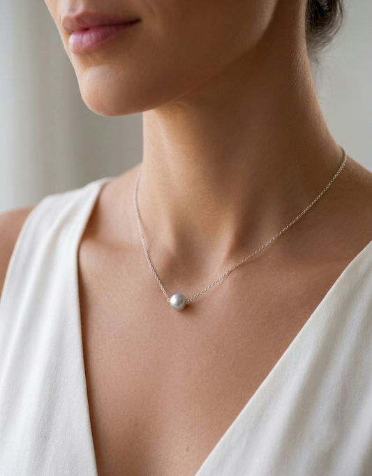 Collier Valérie en argent et perle grise