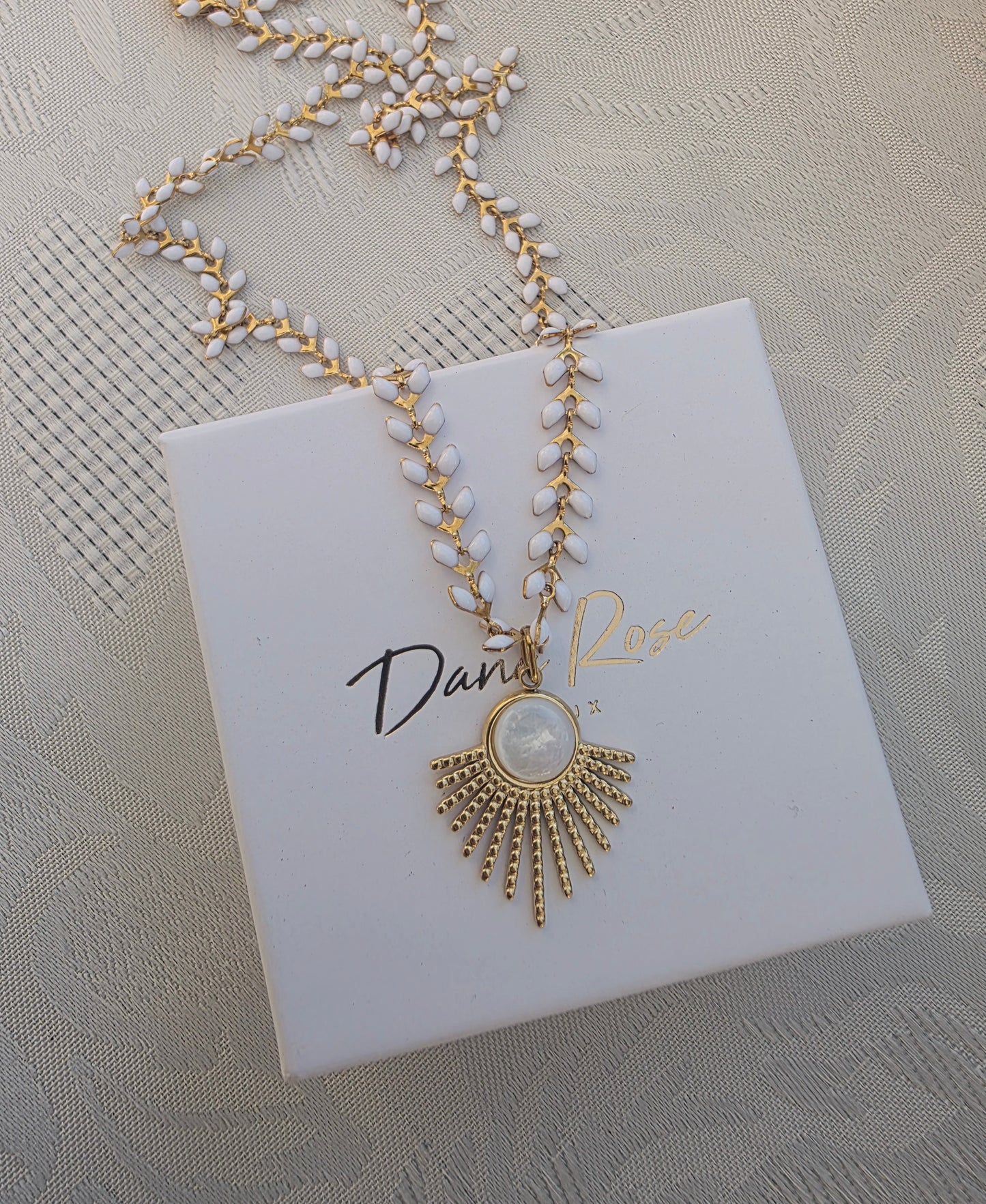 Collier Anne en nacre