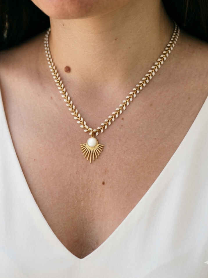 Collier Anne en nacre