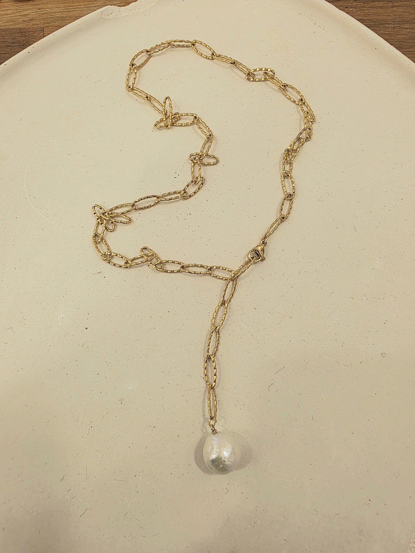 Collier Bobby