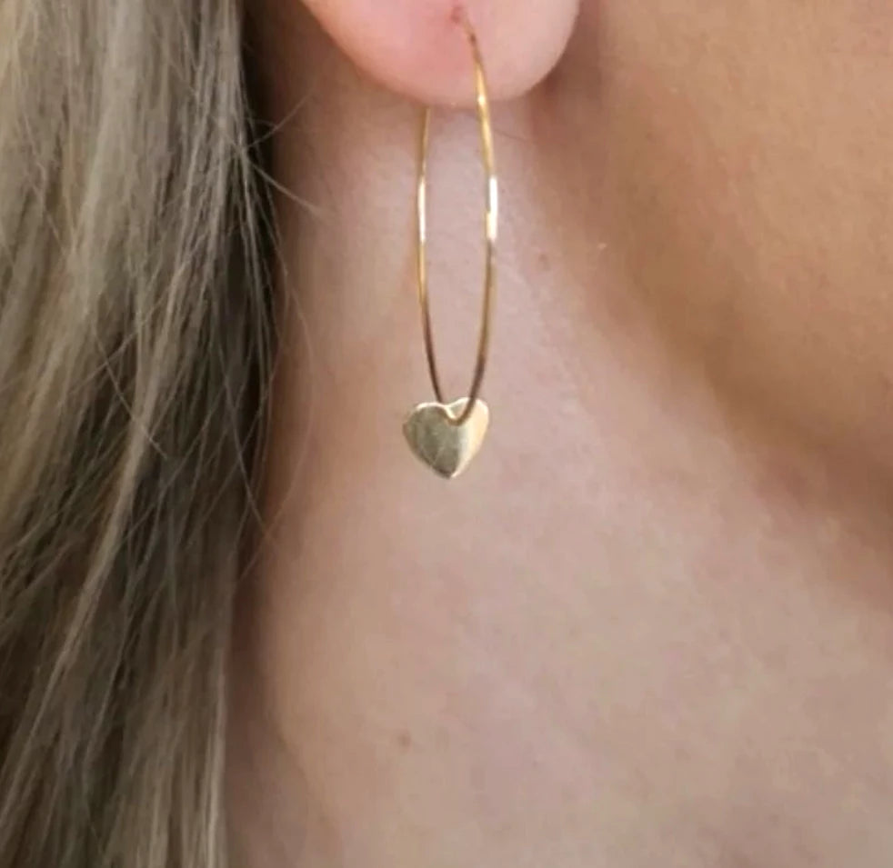 Love maxi hoop earrings