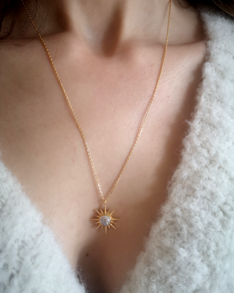 Collier Astra