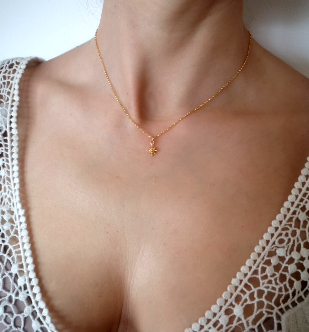 Stela necklace